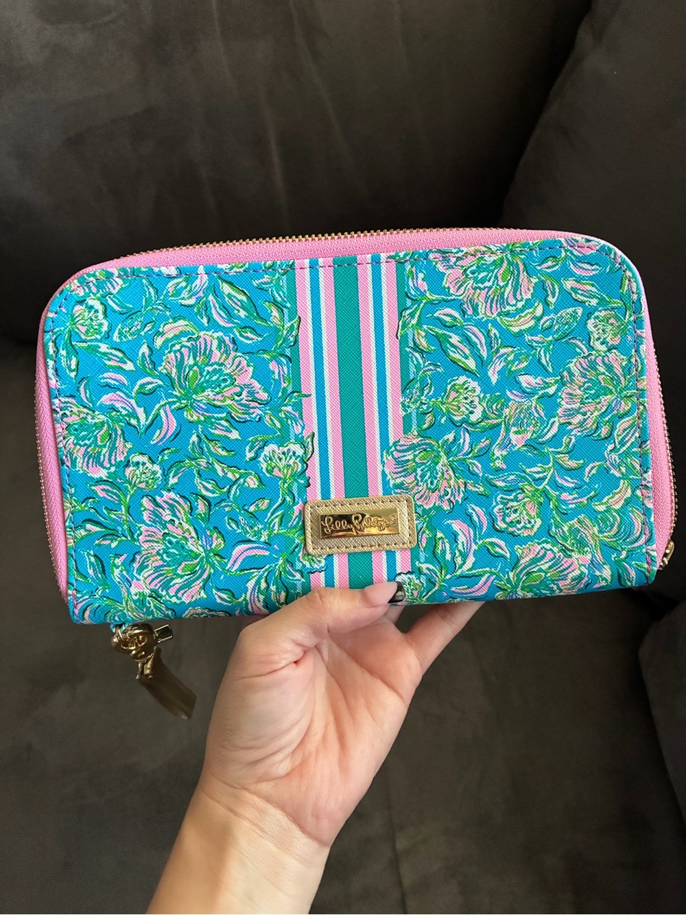 Lilly Pulitzer Travel Wallet Passport Holder Vegan Leather Wristlet Chick Magnet